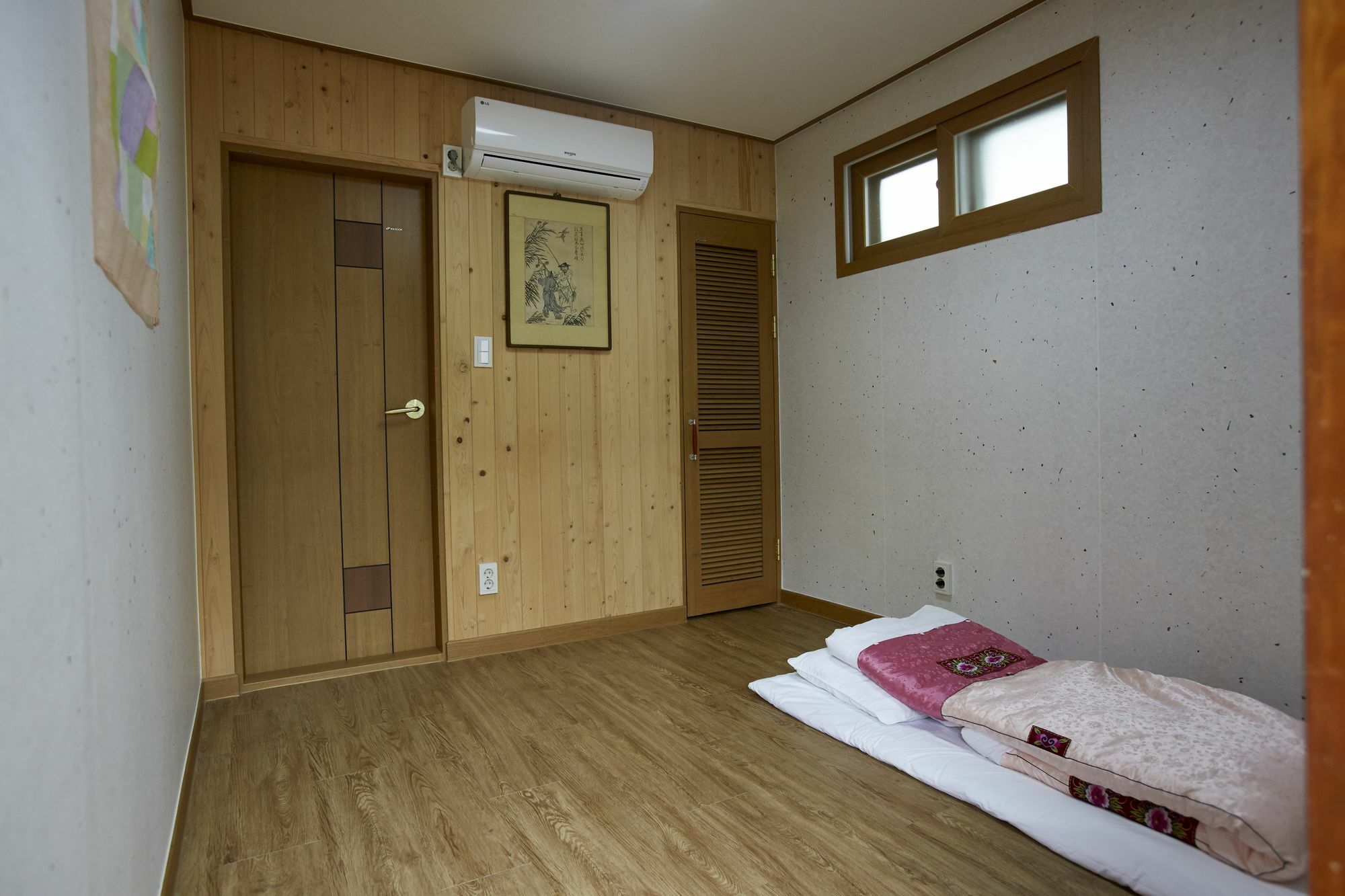 Go Woon Dang Hanok Guest House Seoul Exterior photo