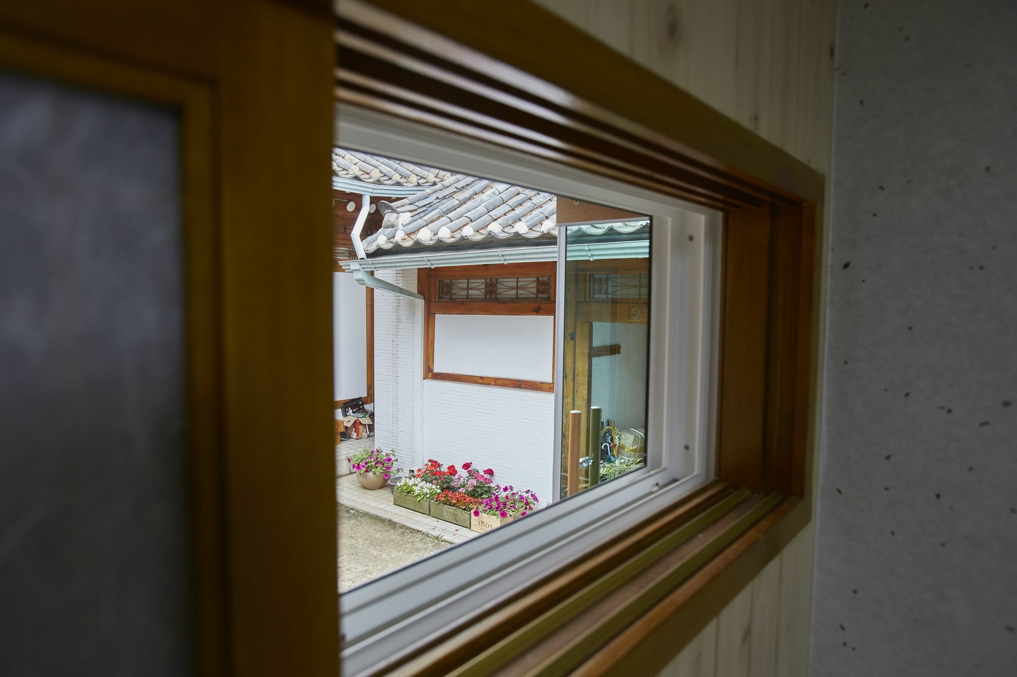 Go Woon Dang Hanok Guest House Seoul Exterior photo