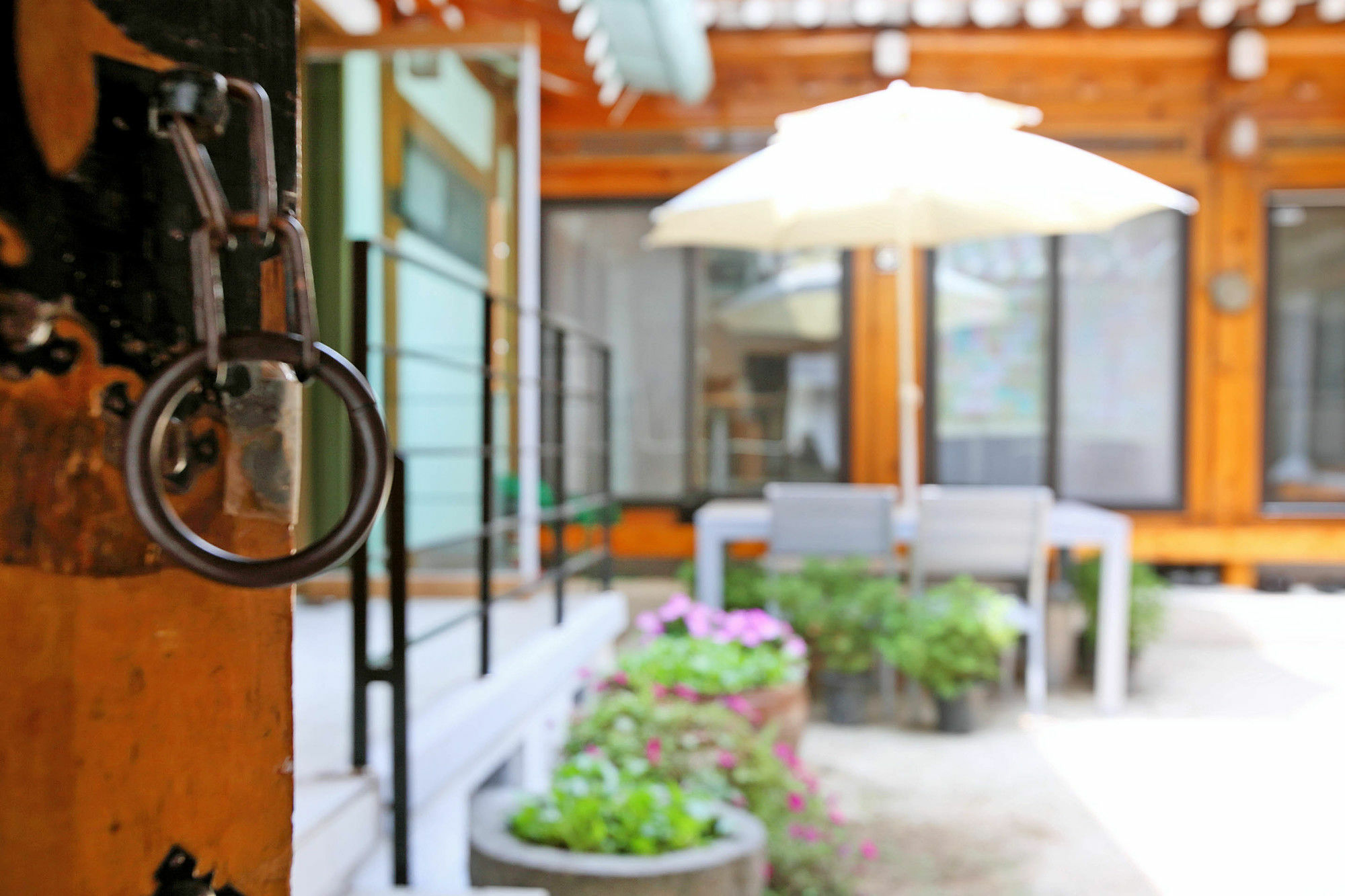 Go Woon Dang Hanok Guest House Seoul Exterior photo