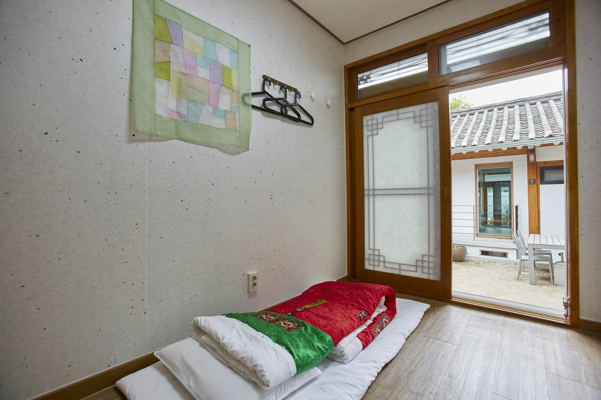 Go Woon Dang Hanok Guest House Seoul Exterior photo