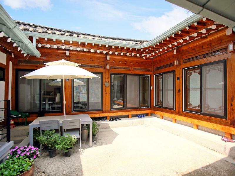 Go Woon Dang Hanok Guest House Seoul Exterior photo