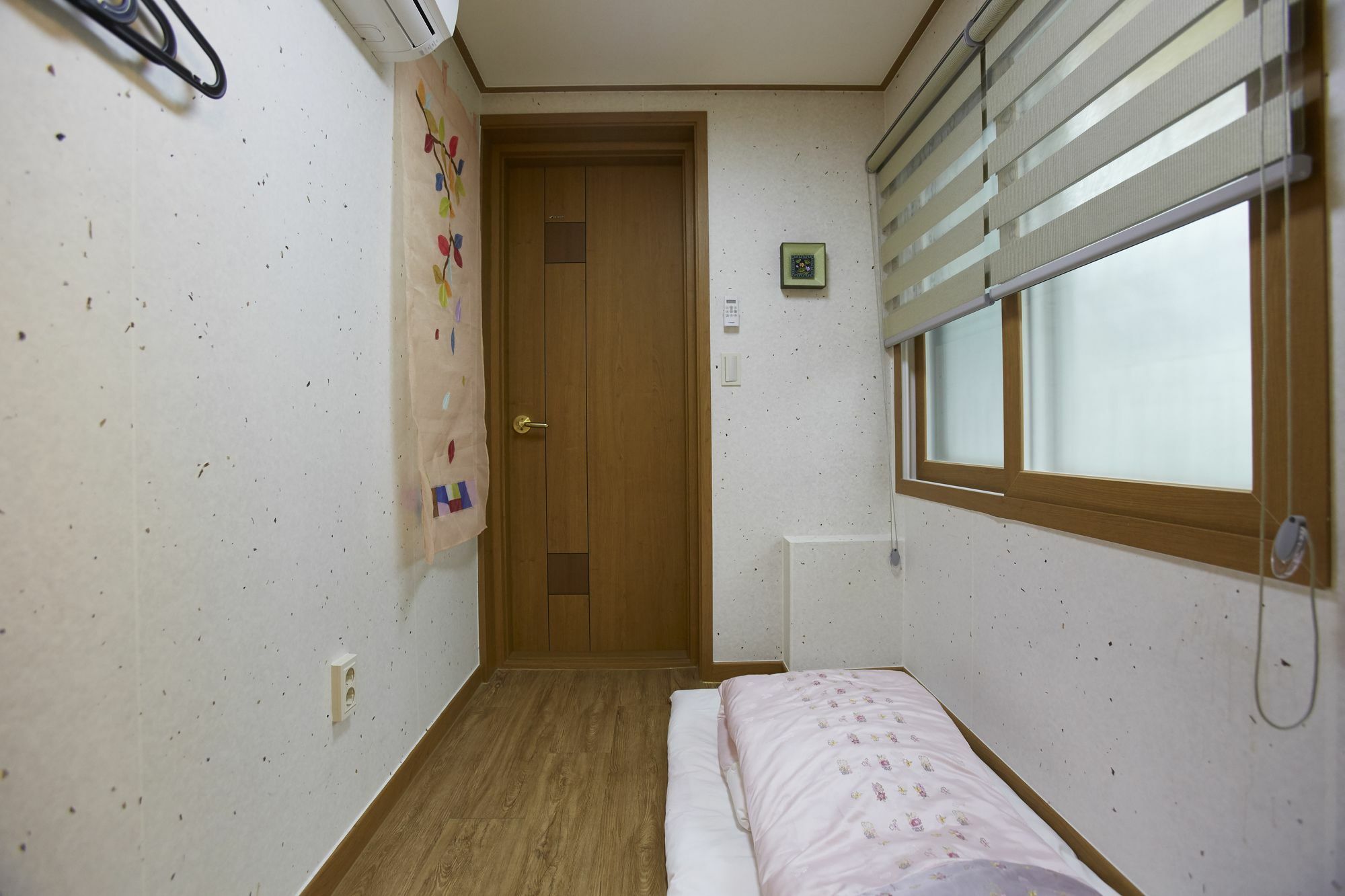 Go Woon Dang Hanok Guest House Seoul Exterior photo